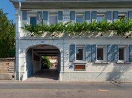 Gästezimmer im Weingut Wolf: Grosskarlbach şehrinde bir ucuz otel
