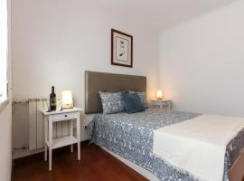 Charming Guesthouse - Sónias Houses, hotell Lissabonis huviväärsuse Parque Florestal de Monsanto lähedal