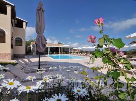 Makris Apartments Arillas Corfu, hotel em Arillas