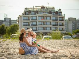 Sunny Castle Hotel - All Inclusive and Free parking, hotel em Kranevo