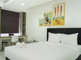 Spacious Studio Room Menteng Square Apartment By Travelio