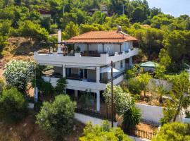 Saronic Seafront, beach rental in Salamís