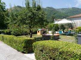 Casa vacanza “Gelsomino”, place to stay in Tramonti