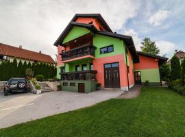 Kuća za odmor Žunić, guest house in Zlatibor