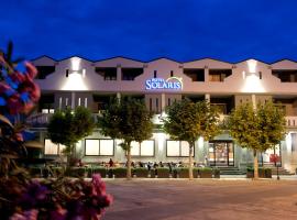 HOTEL SOLARIS, hotel v destinaci Casalbordino