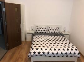 Poppys Apartment, hotel familiar en Arad