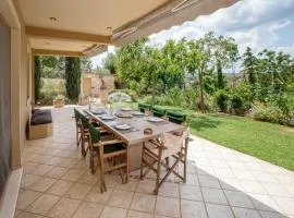Family Getaway in Marathon by GHH
