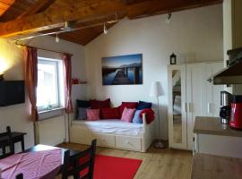 Ferienwohnung Pickert, apartamentai mieste Bad Endorfas