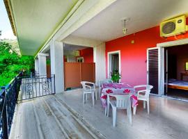 Villa Rebecca, serviced apartment in Agios Gordios