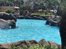 Honua Kai - Hokulani 110 - 2 Bed 2 Bath Apartment in Honua Kai Resort, hotel adaptado para personas con discapacidad en Lahaina