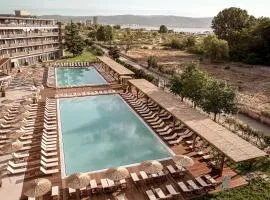 Sunny Beach Club - Adults Only #YouthfulVibes