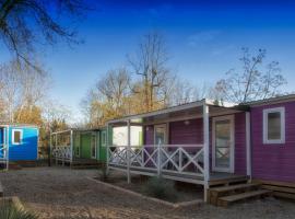 Aranjuez Camping & Bungalows, family hotel in Aranjuez