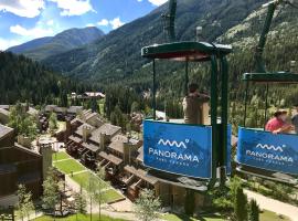 Panorama Mountain Resort - Horsethief Lodge with Fairmont Creek, hotel cerca de Discovery Quad, Panorama