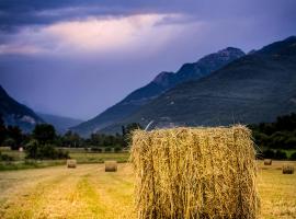 Biescas Doctor Fleming reg VU-HU-19-226, hotel in Biescas