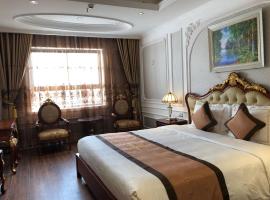 Hoang Nham Luxury Hotel, hotel em Ta Lan Than