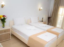 Hotel Astron, hotel Mírinában
