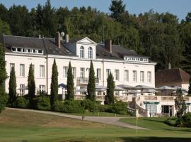 Domaine et Golf de Vaugouard - La Maison Younan、Fontenay-sur-Loingのホテル
