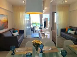 LUXO 710-Quarto e Sala com Varanda de frente Mar