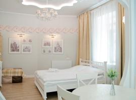 Deluxe appartment in the city center, apartment in Lviv