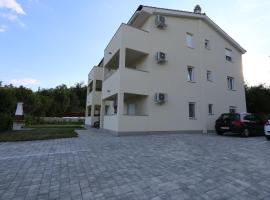 Apartment SAMSA MIRICA, ξενοδοχείο σε Cizici
