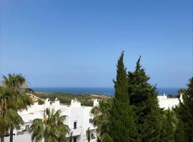 Estepona Golf Apartment with Seaview