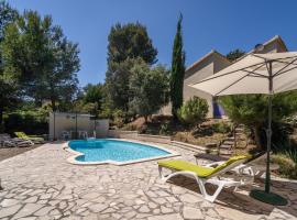 Modern villa with private pool, hotell med basseng i Pouzols-Minervois