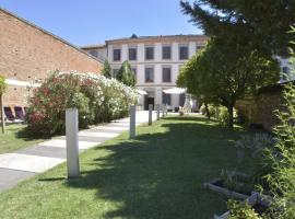 L'Armateur, hotel v destinaci Moissac
