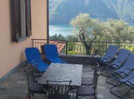 Casa Intignano - appartamento con terrazzo vista lago, viešbutis mieste Tremedzas