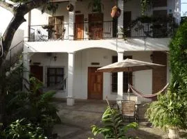 Jardín Café Hotel & Restaurant