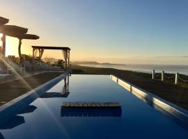 La Colina Pura Vista: Bejuco'da bir havuzlu otel