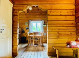 Vila Migla, hotel com piscina em Pa&scaron;ek&scaron;čiai