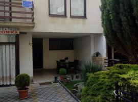 Vila Veronika ul Dame Gruev 207 Ohrid – hotel w Ochrydzie