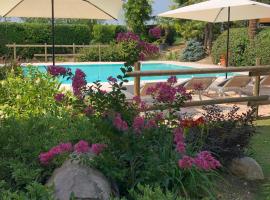 agriturismo" il glicine bianco", hotel em Monzambano