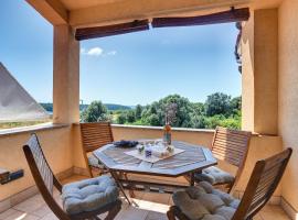 Apartment Alex, ξενοδοχείο σε Vinkuran