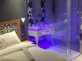 Lila Boutique Hotel, hotel em Esmirna