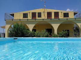 Villa Sole - Finaiti - Appartamento per turisti，弗洛里迪亞的小屋
