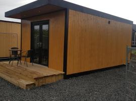Portglenone Garden Rooms, шале в городе Portglenone