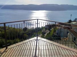 Poseidon Apartments, Hotel in Plomin
