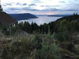 Annex Fjara, hotel poblíž významného místa Parallelen, Minnesund