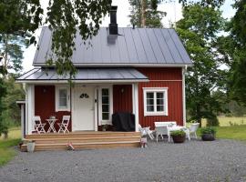 Countryside Villa Skogsbacka, cabaña o casa de campo en Tammisaari