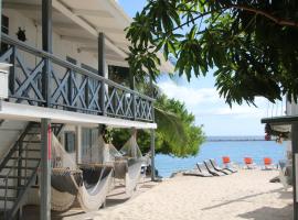 Coral Reef Beach, hotel with parking in Savaneta