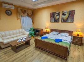 Hotel Kruiz, Hotel in Browary
