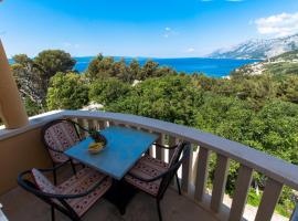 Apartments Marin, hotel a Brela