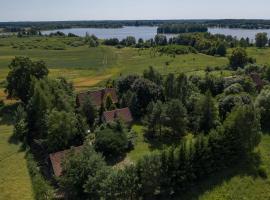 Dziki brzeg Jezioraka, hotel em Zalewo