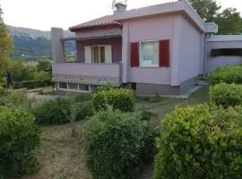 Apartman Mira