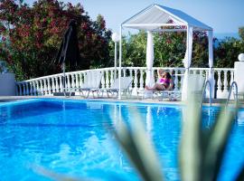 Bianco Olympico Beach Resort-All Inclusive، فندق في Vatopedi