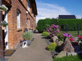 Beautiful Apartment in Hohenkirchen near Sea, hotel with parking in Wahrstorf