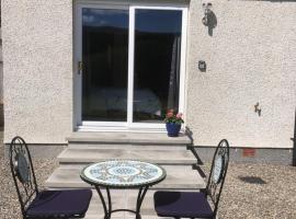 The Willows, holiday rental in Dalchreichart