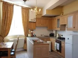 Carnegie Library: Austen Apartment 2 bedroom