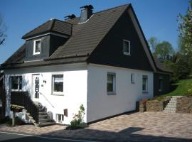 Ferienwohnung Hitzegrad, hotel cerca de Obere Postwiese Ski Lift, Winterberg